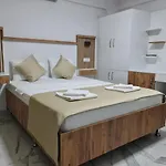Apartmanhotel Alibabam 3*