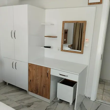Ξενοδοχείο με διαμερίσματα Alibabam Κουσάντασι