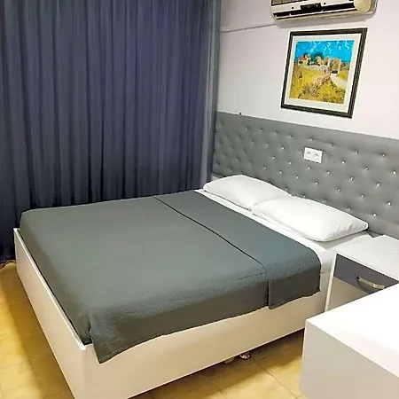 Ξενοδοχείο με διαμερίσματα Alibabam 3*