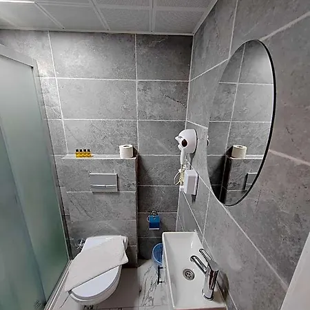 Ξενοδοχείο με διαμερίσματα Alibabam 3*